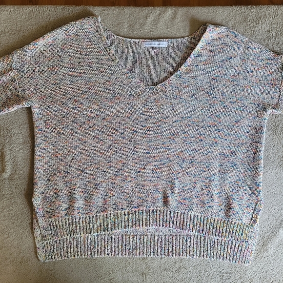 Cupcakes & Cashmere Gardner Multicolored Speckled V-neck sweater size large - Picture 5 of 16
